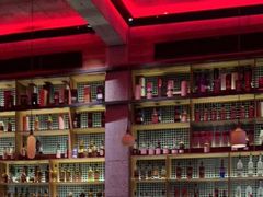 -饮湖威士忌鸡尾酒吧