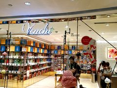 -VENCHI 闻绮(北京国贸商城店)