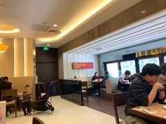 大堂-必胜客(WOW中心城店)