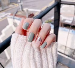 -H12 STAR日式美甲美睫专门店