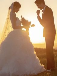 -易摄影婚纱摄影工作室