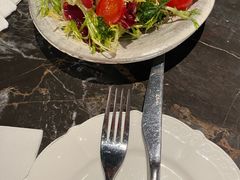 -LESCEDARS Brasserie Bistro香柏树