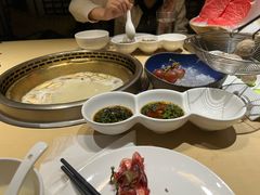 -余欢领鲜火锅(新街口店)
