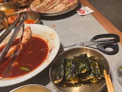 -草家酱蟹炭火烤肉店(珲春南路一店)