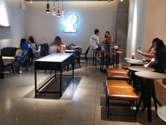 大堂-喜茶(深圳东门1234店)