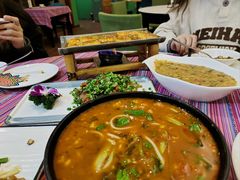 -香巴拉云南餐厅(华莱坞店)