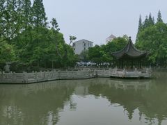 -汇龙潭