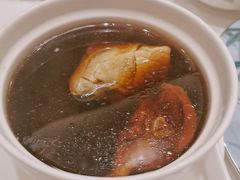 黑蒜瘦肉炉火炖汤-名苑皇宫酒家(来魅力壁画村店)