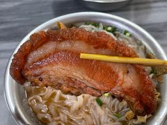 -肥佬良扣肉粉面店(梧州总店)