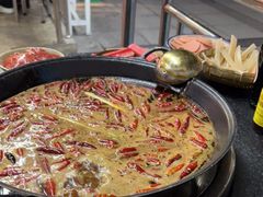 -四小区火锅·巷子里的重庆火锅(花照壁店)