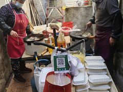 -老婆婆炒饭(小白楼1902欧式风情街店)