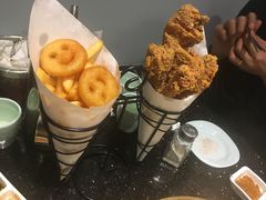 薯条炸鸡双拼-猪啊牛呀羊啊铜盘烤肉(正大广场店)