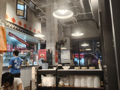 -方铲铲·成都板凳面(滨江银泰店)