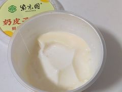 紫光园酸奶-紫光园清真北京小吃(潘家园店)