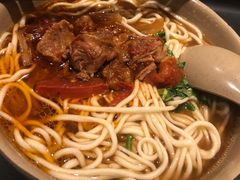 -亮亮面馆(经六路店)