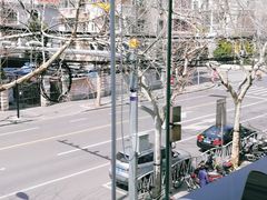 -来必堡(娄山关路店)