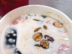 -津椰本·海南正宗椰奶清补凉(店一店)