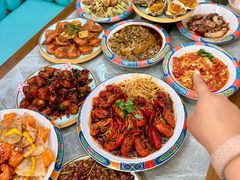 -老地方啤酒屋·海鲜青岛菜大排档(台东步行街店)