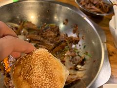 主打的干锅鸭头-安诚居干锅鸭头(八角店)