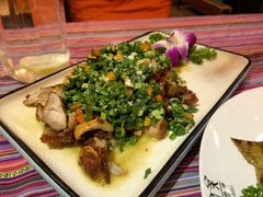 -香巴拉云南餐厅(华莱坞店)