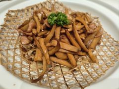 -王府井酒店(金桥港湾店)