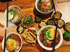 -矮子粉店1985·长沙米粉(湘春路店)