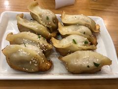 -小姜锅贴(凤凰街店)