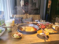 -贵厨酸汤牛肉(小十字店)