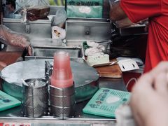 -詹爷爷乌节路街头冰淇淋