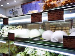 面包甜点陈列柜-白玉兰食品(甜云店)