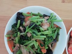 -爱的果实月嫂育婴师(世纪东方店)