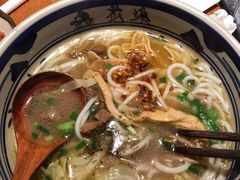 招牌牛杂粉-鑫花溪牛肉米粉(东环大润发店)
