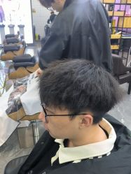 -藤野造型烫染·漂发