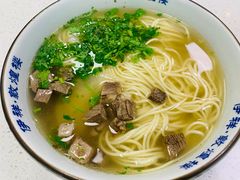 牛肉拉面加牛肉-伊祥·敦煌楼