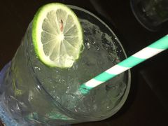 -拖板鞋咖啡旅行酒店(春熙路地铁站店)