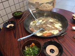 -老街烧烤大排档·地道湖北菜·龙虾馆(汉口火车站店)