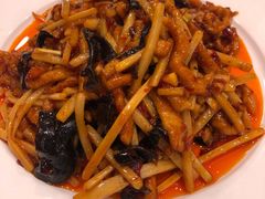鱼香肉丝-万荣烤鸭店·北京菜(天坛店)