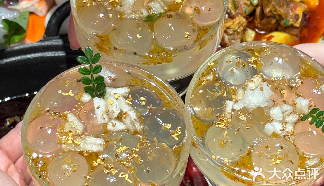 吴江新晋排队王 重火锅来万宝啦！