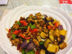 茄子肉丁小公鸡双拼拌面-文三里屯面馆(三里屯店)