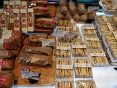 -巴黎贝甜(大宁国际商业广场店)