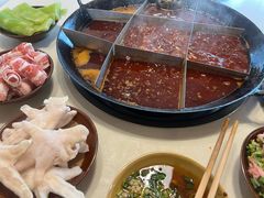 -岗上渣渣老火锅(两路口店)