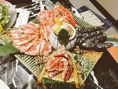 -山川小町·极番烧肉(新地假日广场店)