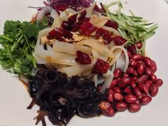 -小厨娘淮扬菜(江宁义乌江广创艺工场店)