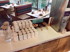 -蜜桃餐厅·伴山(湖滨商业街店)