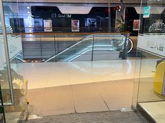-维乐口腔(美维云门诊陆家嘴店)