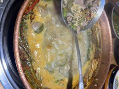 -洱火云南酸菜牛肉火锅(石景山当代商城店)