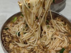 -正宗杨记普洱酸醋米线(总店)