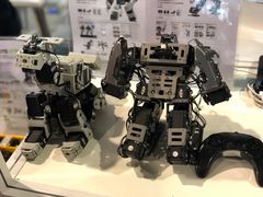 -上海跨国采购会展中心