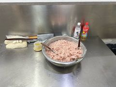 -黄阿姨锅贴大王(万航渡路店)