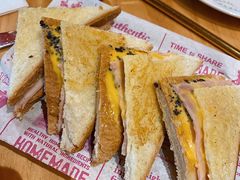比基尼黑松露火腿三明治-tapas by dos cielos西班牙餐厅(重庆光环购物公园店)